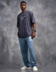 OVERSIZED T - SHIRT