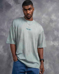 OVERSIZED T - SHIRT