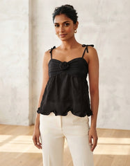 LADIES SLEEVELESS CAMISOLE TOP