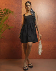 GIVO SLEEVELESS SHORT DRESS