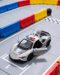 DIE-CAST 1:36 Scale Police Car