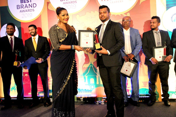 Fashion Bug Bags Golden Globe Tiger Award Endorsed by CMO
