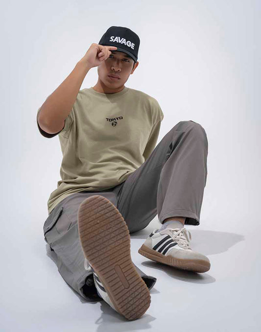 SAVAGE OVERSIZED GRAPHIC T - SHIRT