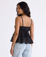 LADIES SLEEVELESS TOP