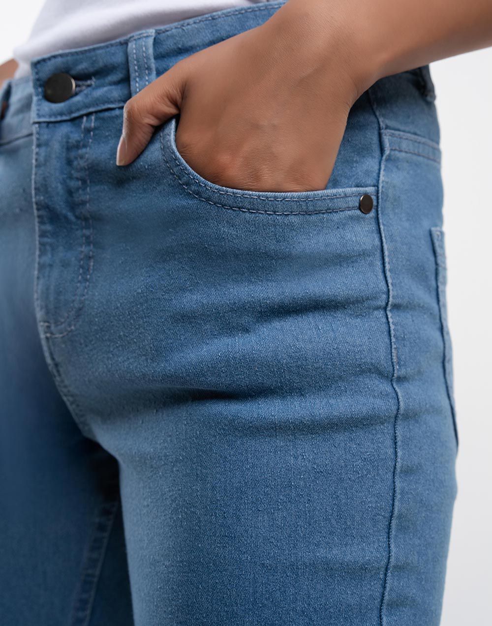 GIVO SLIM FIT DENIM PANT