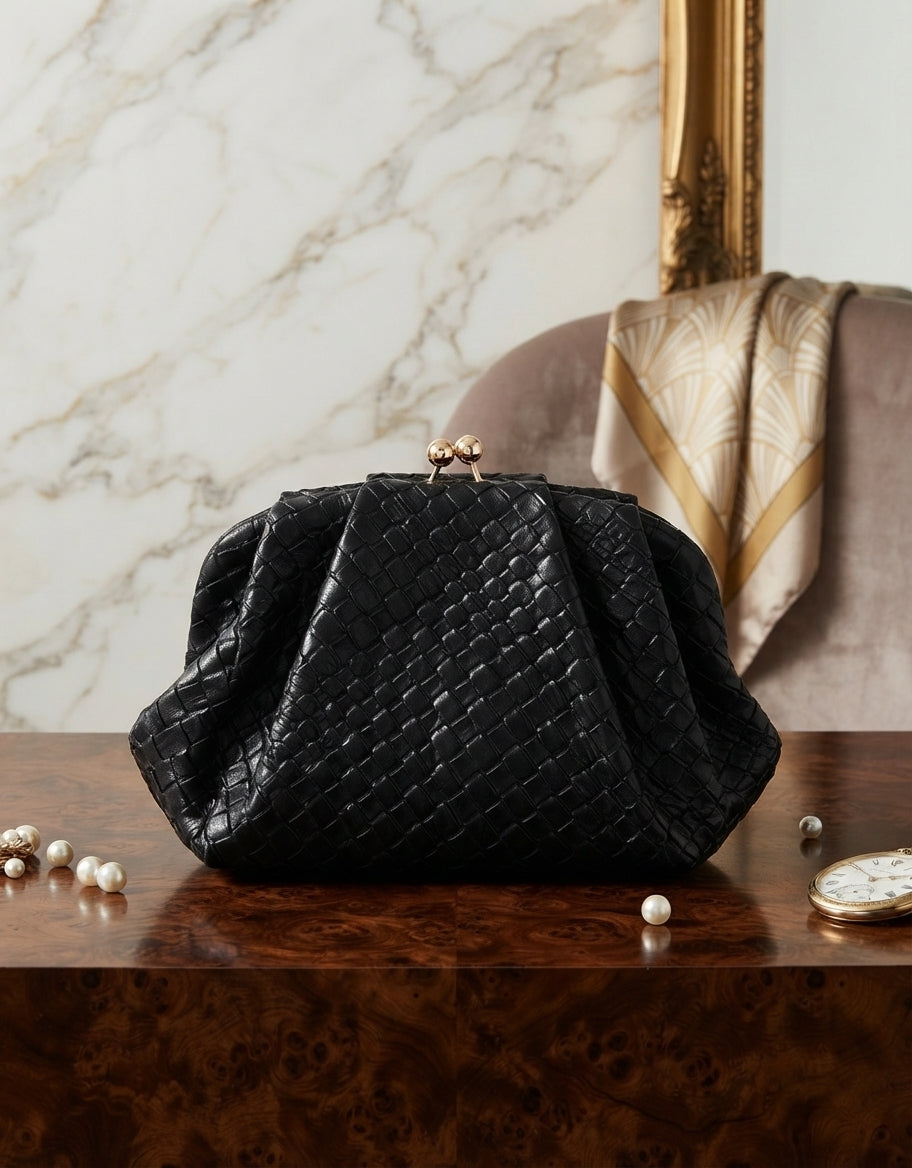 LADIES CASUAL CLUTCHES