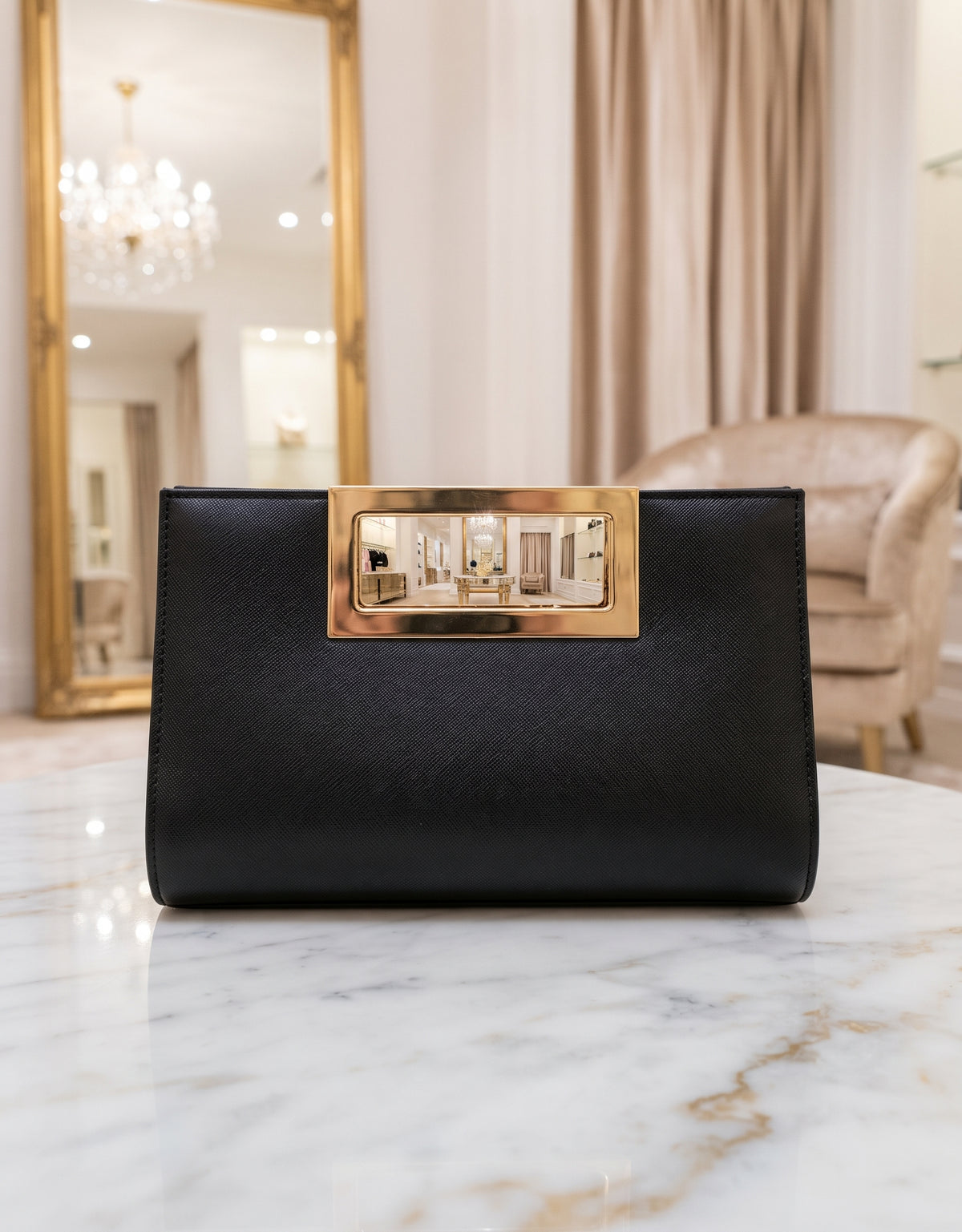LADIES CASUAL CLUTCHES