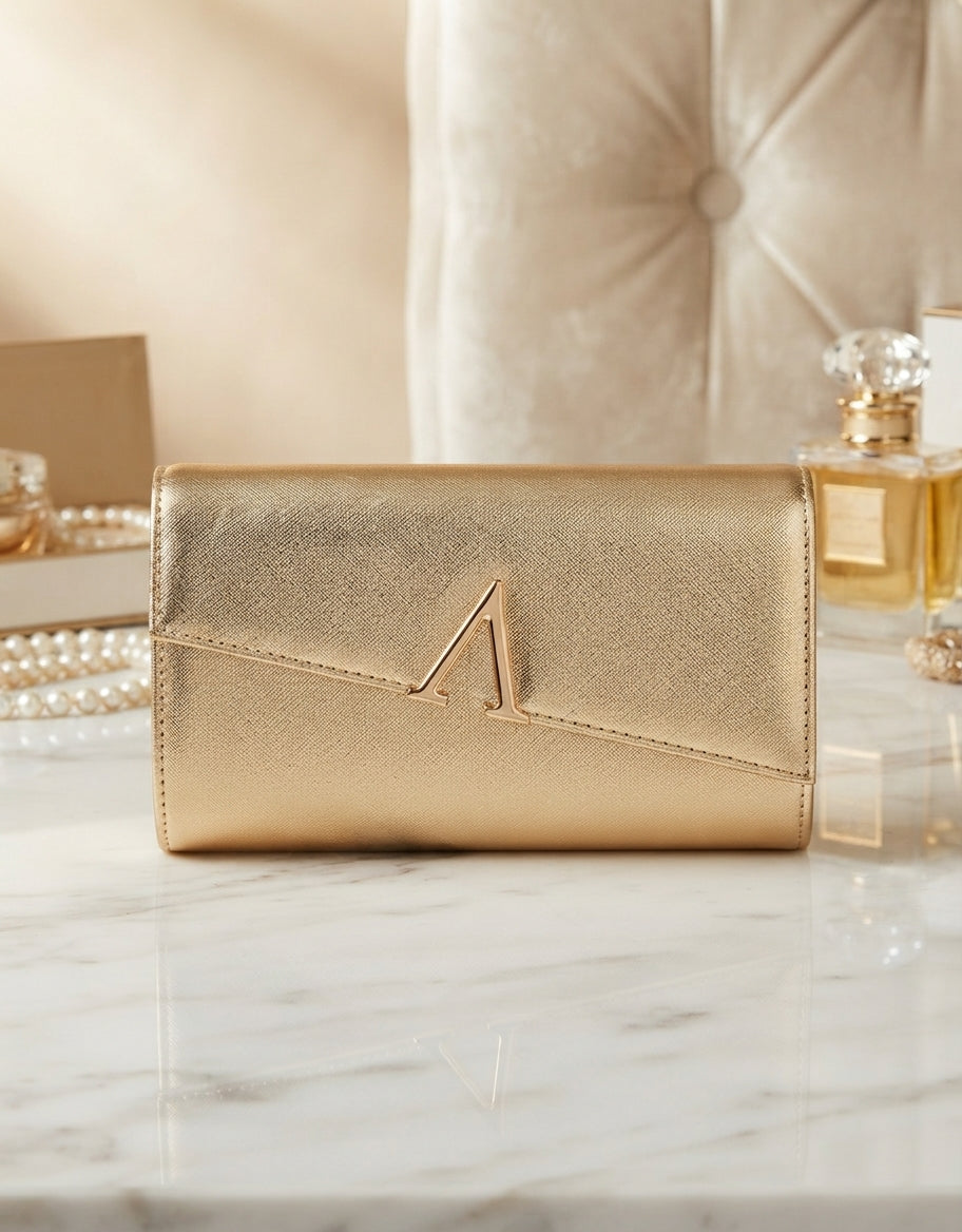 LADIES CASUAL CLUTCHES