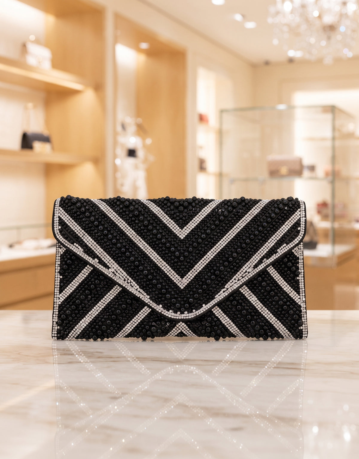 LADIES CASUAL CLUTCHES