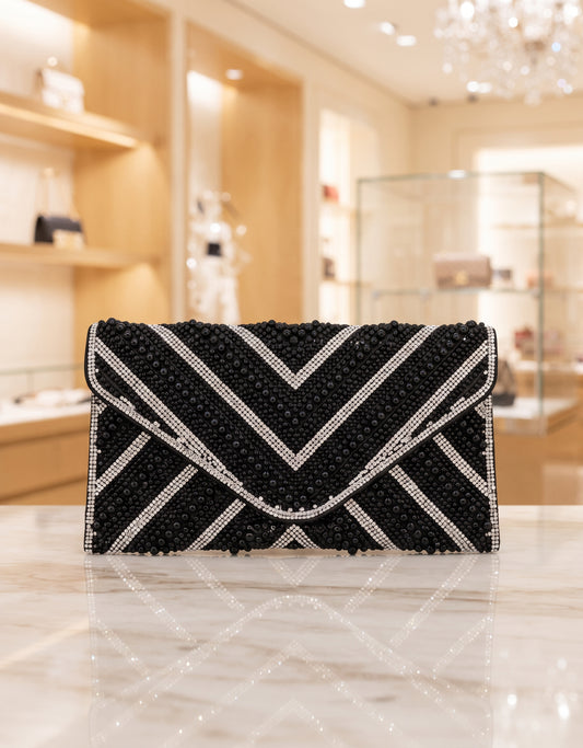 LADIES CASUAL CLUTCHES