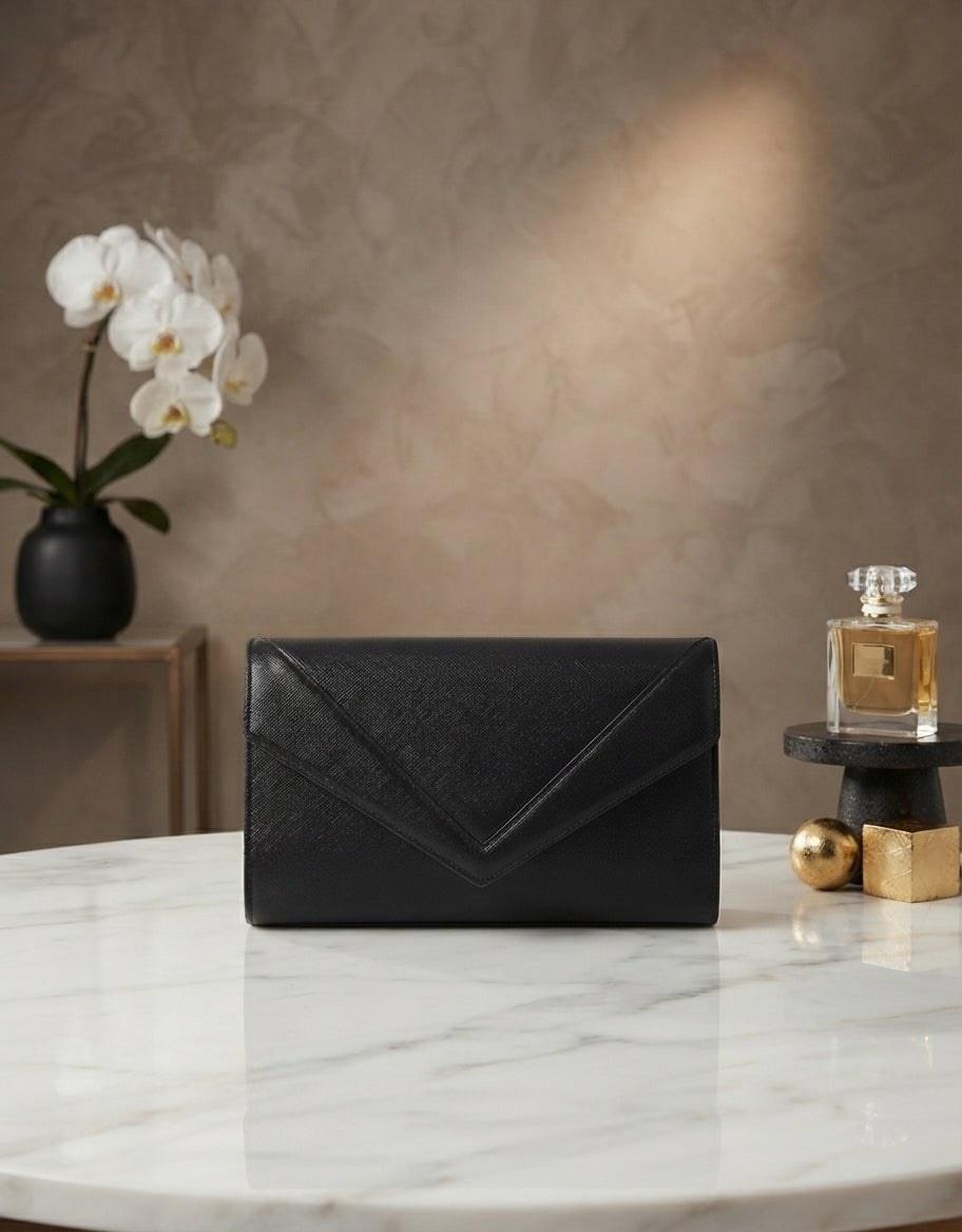 LADIES CASUAL CLUTCHES