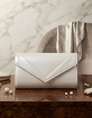 LADIES CASUAL CLUTCHES