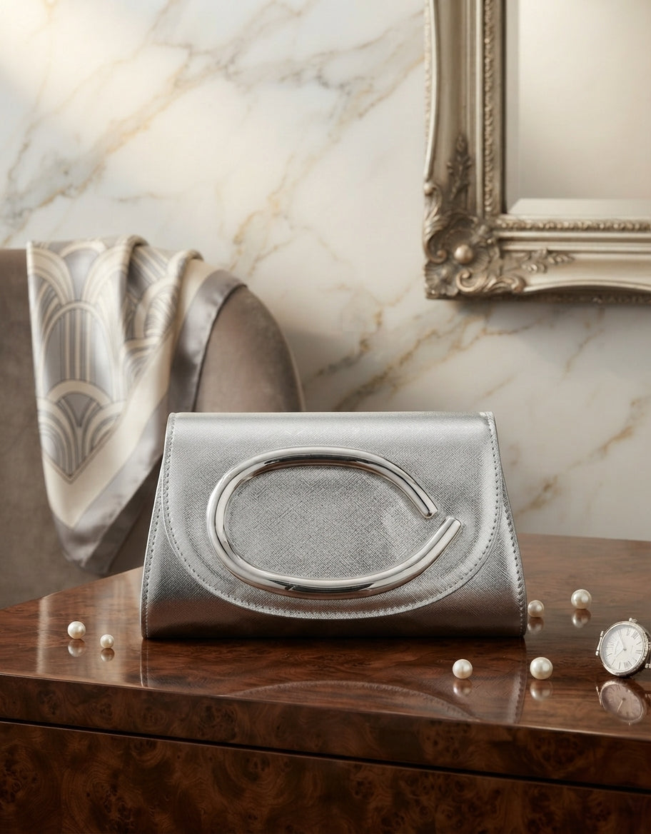 LADIES CASUAL CLUTCHES