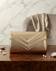 LADIES CASUAL CLUTCHES