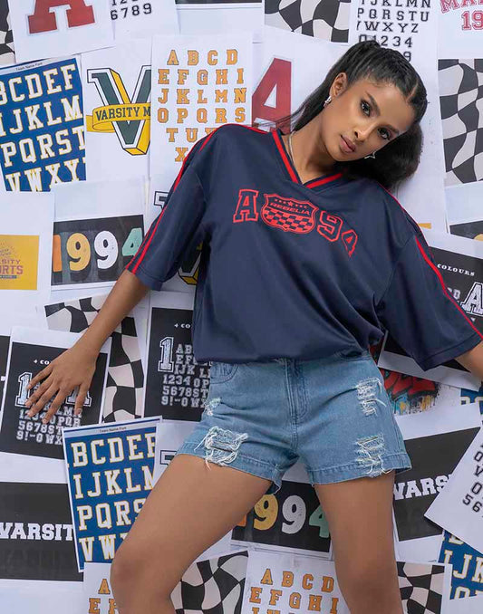 A .   OVERSIZED PRINTED T - SHIRT