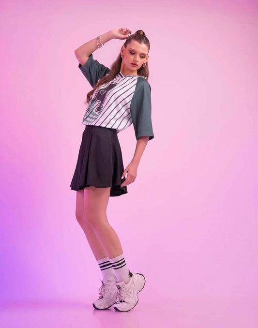 A . OVERSIZED PRINTED T - SHIRT