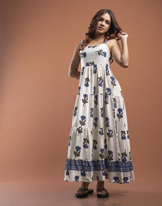 GIVO SLEEVELESS DRESS