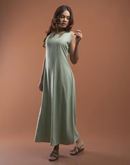 SLEEVELESS DRESS