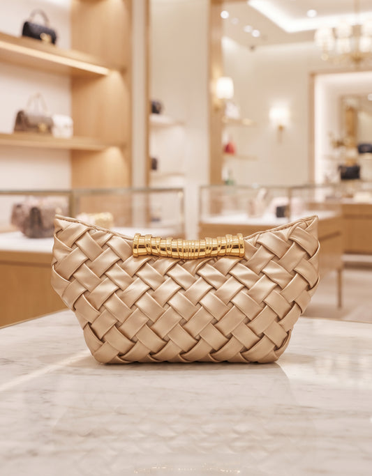 LADIES CASUAL CLUTCHES