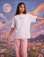 AMY GRAPHIC PRINTED T - SHIRT