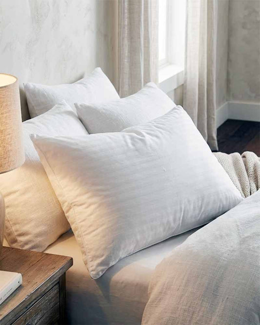 Hybrid Pillow (18"X 27")