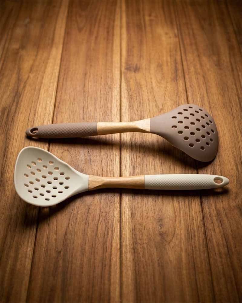 SLOTTED SERVING SPOONS