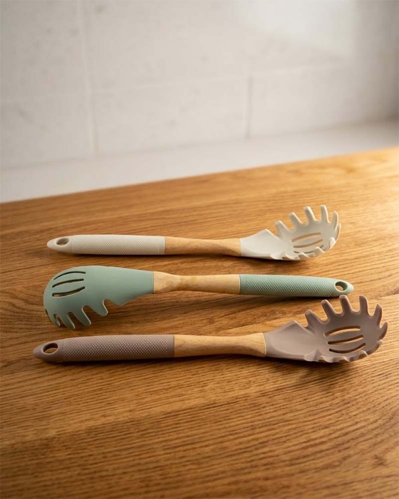 LEAKAGE SPOON