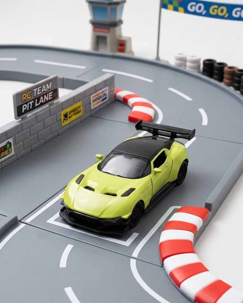 DIE-CAST 1:36 Scale Racing Car