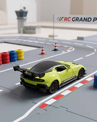 DIE-CAST 1:36 Scale Racing Car