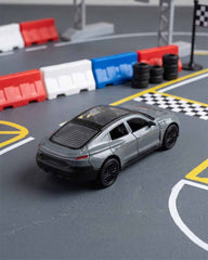 DIE-CAST 1:36 Scale Racing Car