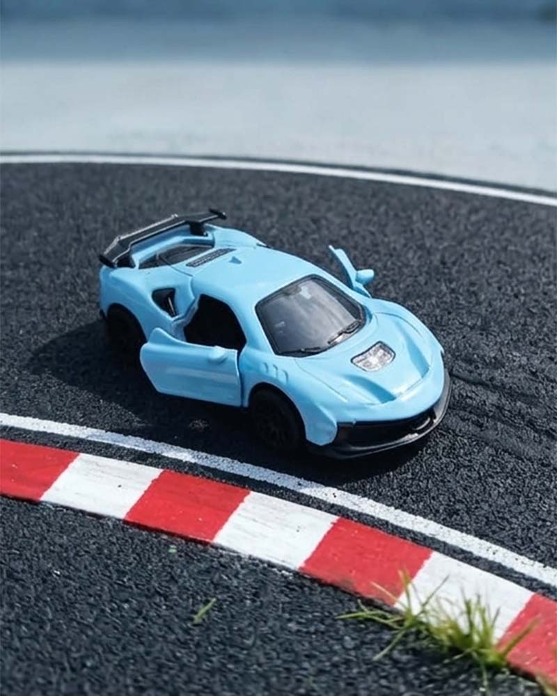 METAL SCALE MODEL CAR