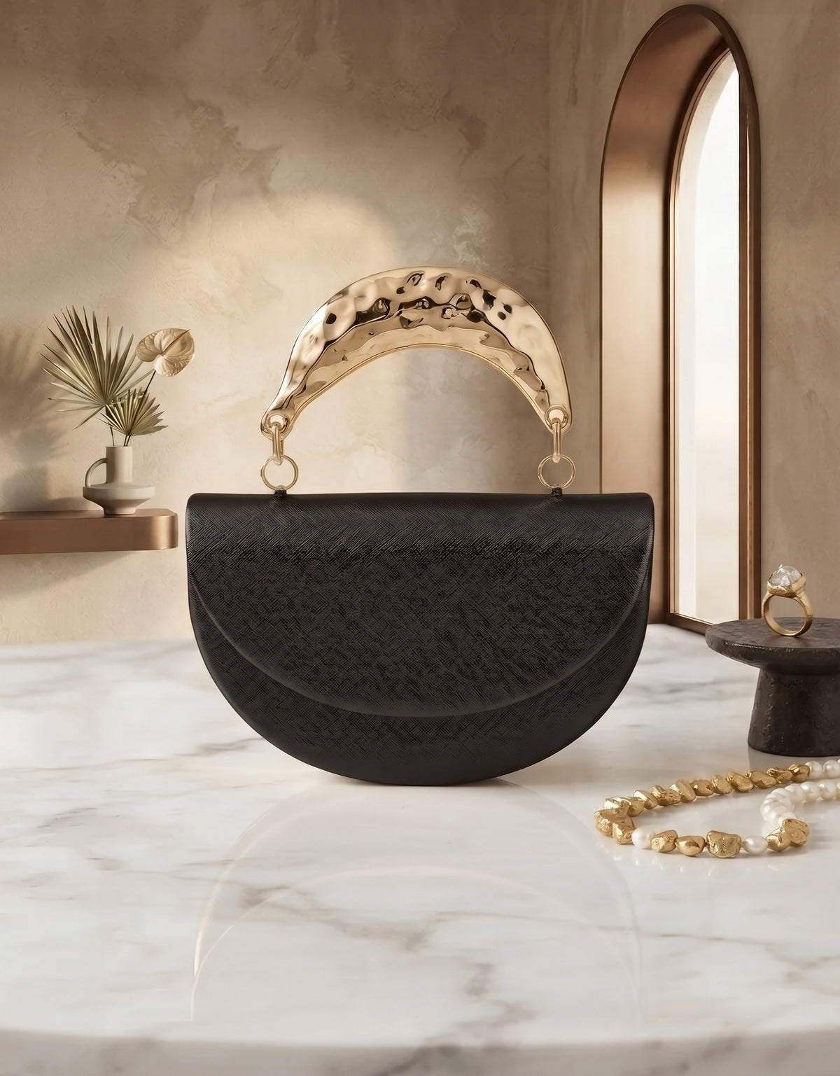 LADIES CASUAL CLUTCHES